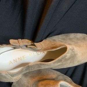 Anne Klein designer suede sandals